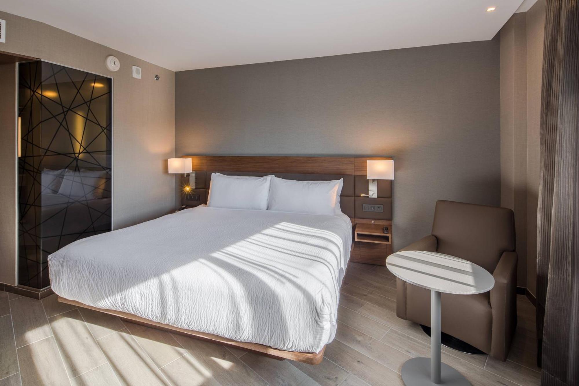 Ac Hotel By Marriott Guadalajara Expo Zapopan Eksteriør billede