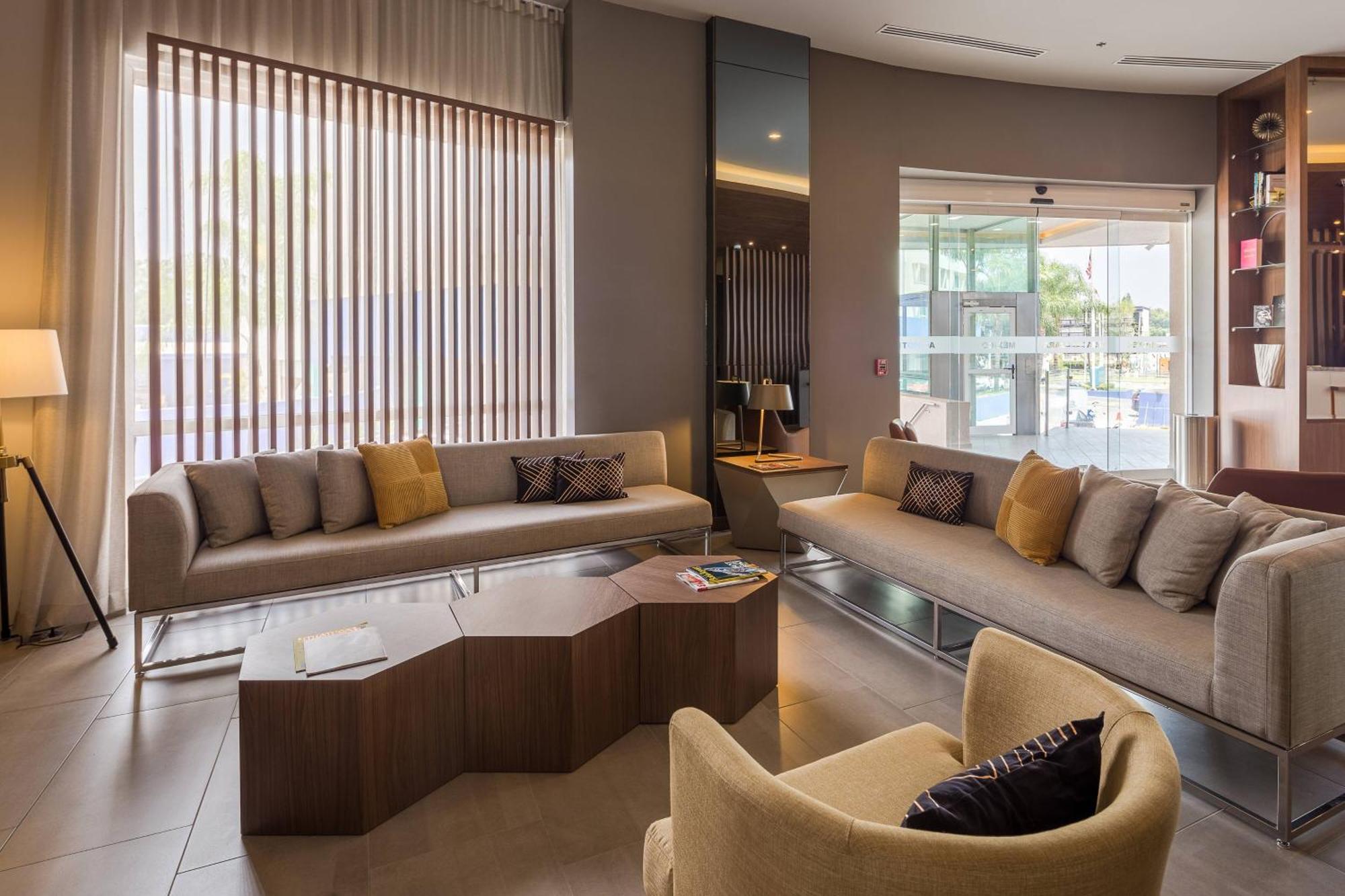 Ac Hotel By Marriott Guadalajara Expo Zapopan Eksteriør billede