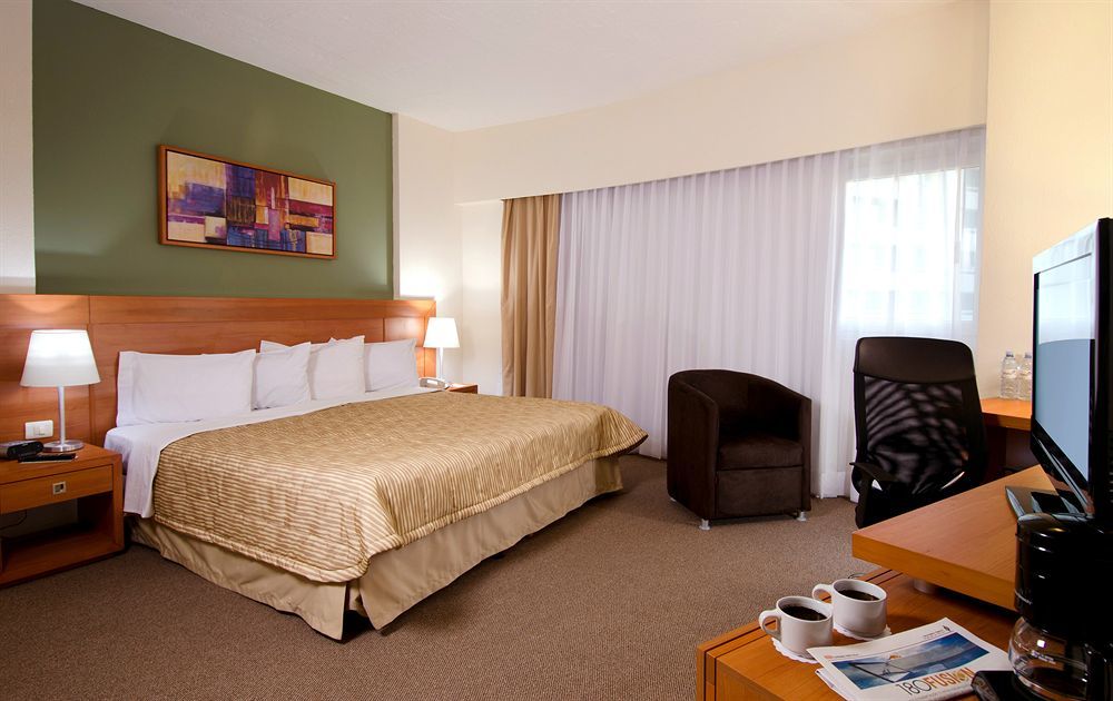 Ac Hotel By Marriott Guadalajara Expo Zapopan Eksteriør billede