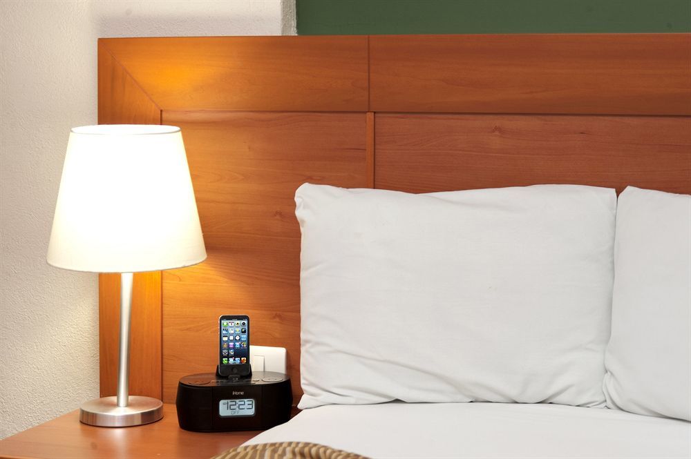 Ac Hotel By Marriott Guadalajara Expo Zapopan Eksteriør billede