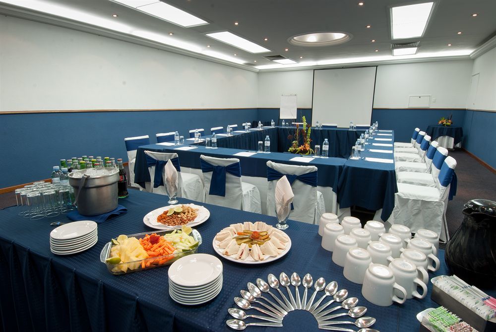 Ac Hotel By Marriott Guadalajara Expo Zapopan Eksteriør billede
